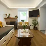Friz&fany Charm House Проживание в семье Постойна