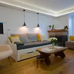 Friz&fany Charm House Проживание в семье *