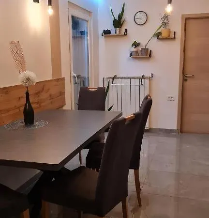 Friz&fany Charm House