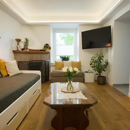 Friz&fany Charm House Accommodatie bij particulieren Postojna